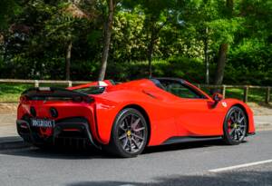 Image 3/37 of Ferrari SF90 Spider (2023)