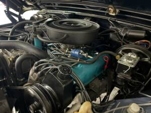 Image 4/9 of Jeep Cherokee Chief (1981)