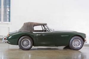 Imagen 8/20 de Austin-Healey 3000 Mk III (BJ8) (1966)