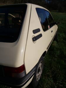 Image 13/65 of Peugeot 205 &quot;Indiana&quot; (1992)