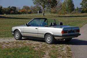 Afbeelding 8/25 van BMW 320i (1990)