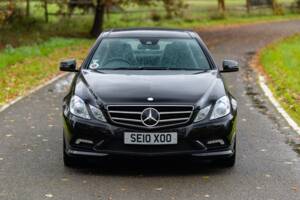 Bild 12/44 von Mercedes-Benz E 500 (2010)