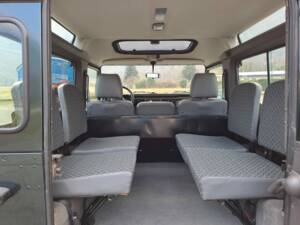 Immagine 48/83 di Land Rover Defender 90 Td5 (1999)