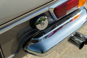 Image 27/50 de Mercedes-Benz 280 SL (1969)