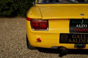 Afbeelding 40/50 van Alfa Romeo Giulia 1600 Sprint GT (1965)