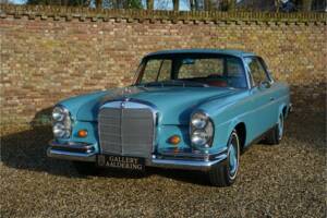 Bild 37/50 von Mercedes-Benz 250 SE (1967)