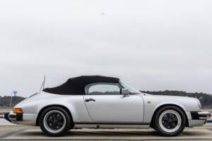 Image 12/132 of Porsche 911 Speedster 3.2 (1989)
