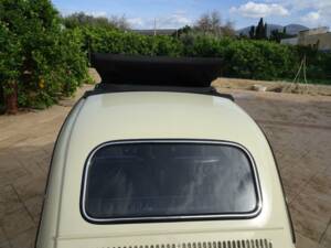 Image 13/26 of FIAT 500 L (1972)