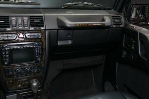 Imagen 23/50 de Mercedes-Benz G 500 (SWB) (2006)