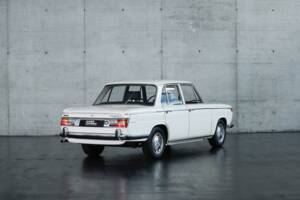 Immagine 4/50 di BMW 2000 (1969)
