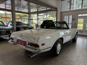 Immagine 6/6 di Mercedes-Benz 280 SL (1968)