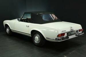 Bild 43/50 von Mercedes-Benz 230 SL (1967)