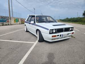Image 4/14 of Lancia Delta HF Integrale 16V (1992)