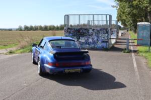 Bild 22/39 von Porsche 911 Turbo 3.3 (1991)