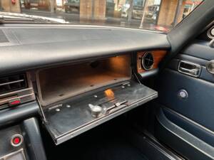 Image 24/41 de Mercedes-Benz 250 C (1970)