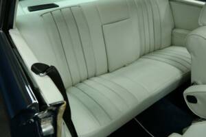 Image 27/50 of Mercedes-Benz 280 SE 3,5 (1971)