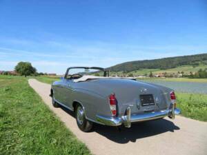 Image 2/25 of Mercedes-Benz 220 S Cabriolet (1957)
