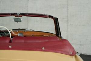 Immagine 15/50 di Mercedes-Benz 220 S Cabriolet (1958)