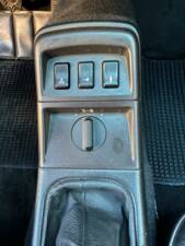 Image 30/36 de Porsche 911 Carrera 4 (1989)