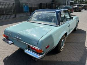 Image 13/43 de Mercedes-Benz 280 SL (1969)
