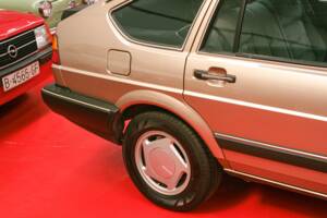Afbeelding 7/37 van Volkswagen Passat 2.0 (1987)