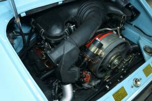 Bild 37/49 von Porsche 911 2.4 E (1972)