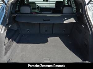 Bild 4/31 von Porsche Cayenne Coupé E-Hybrid (2026)