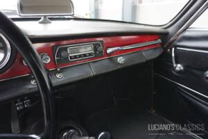 Image 43/68 of Alfa Romeo Giulietta Sprint 1300 (1965)