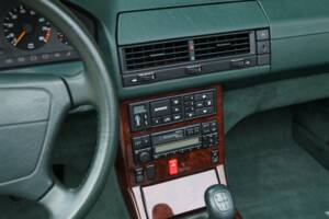 Image 49/50 of Mercedes-Benz 300 SL-24 (1992)
