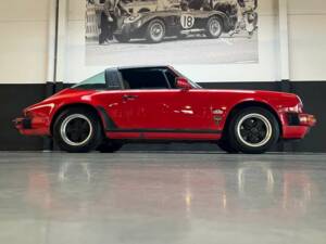 Image 35/50 of Porsche 911 Carrera 3.2 (1987)