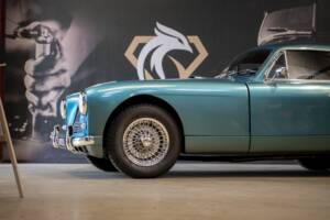 Image 19/82 of Aston Martin DB 2/4 Mk I (1953)