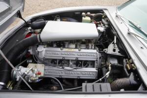 Bild 4/50 von Aston Martin V8 (1974)