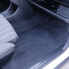 Bild 40/63 von Volkswagen Golf II GTi 1.8 (1989)