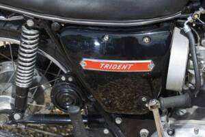 Image 8/39 of Triumph T 150 V Trident (1973)