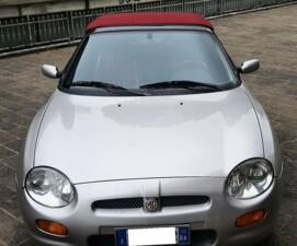 Immagine 30/50 di MG F 1.8i VVC 75 LE "75th Anniversary" (1999)