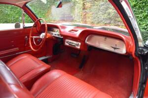 Bild 29/38 von Chevrolet Corvair Monza Coupe (1963)