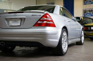 Imagen 13/50 de Mercedes-Benz SLK 32 AMG (2002)