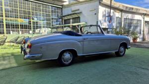 Image 10/61 de Mercedes-Benz 220 S Cabriolet (1957)