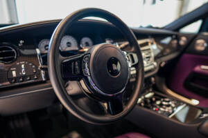 Bild 18/37 von Rolls-Royce Wraith (2017)