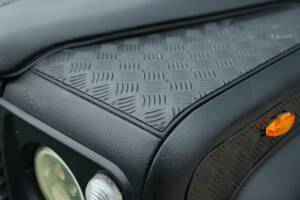 Image 23/50 of Land Rover 90 (1985)