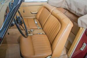 Imagen 14/20 de Jaguar XK 150 DHC (1959)