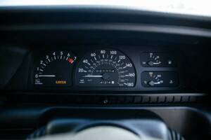 Image 19/37 de Vauxhall Lotus Carlton 3.6 (1993)