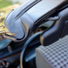 Image 92/171 of Mercedes-Benz E 220 (1994)