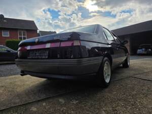 Bild 19/55 von Alfa Romeo 164 2.0 (1989)
