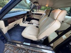 Bild 22/33 von Aston Martin V8 EFi (1986)