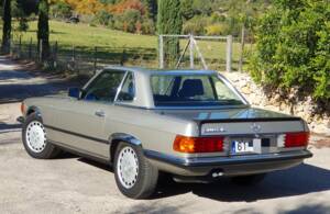 Image 4/15 de Mercedes-Benz 500 SL (1985)