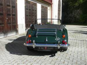 Image 32/40 of Austin-Healey 3000 Mk III (BJ8) (1965)