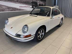 Image 2/18 of Porsche 911 2.0 T (1968)