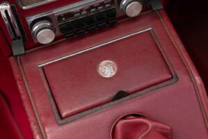Image 27/50 of Jaguar Mk II 2.4 (1967)