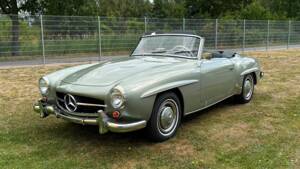 Image 2/25 of Mercedes-Benz 190 SL (1957)